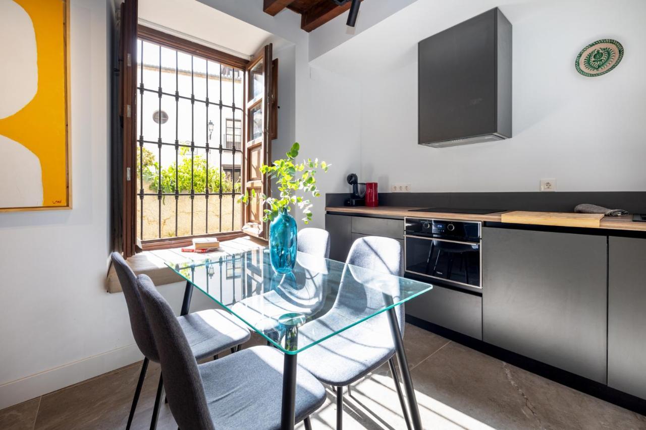 Apartamentos Realejo - Diseno, Confort Y Encanto En El Centro Historico De Granada Eksteriør billede